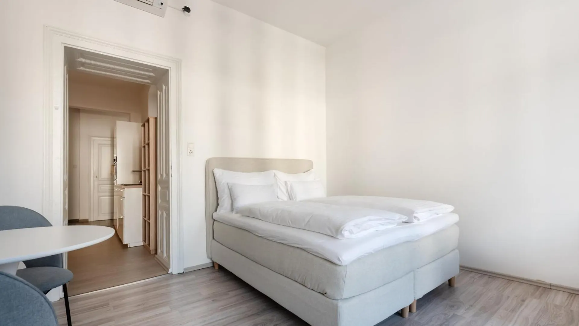 Lovely Apartment Near University فيينا