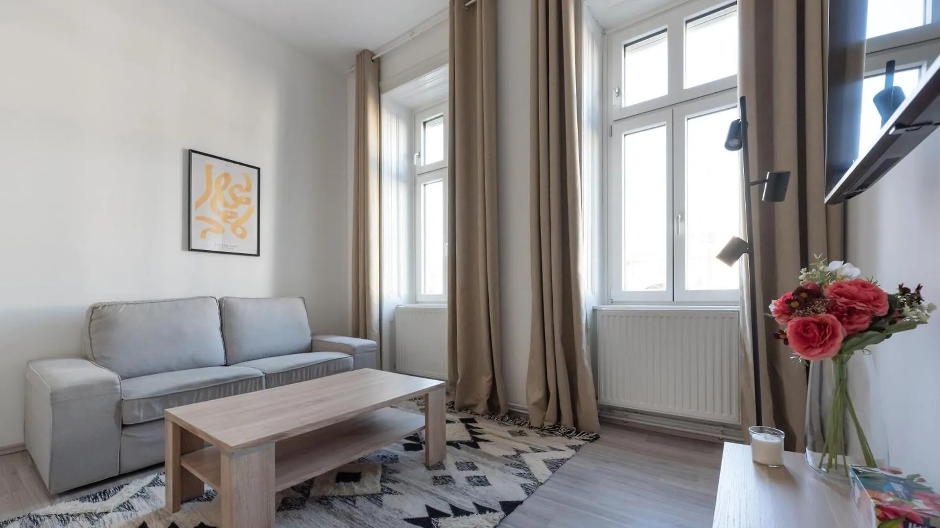 Lovely Apartment Near University فيينا